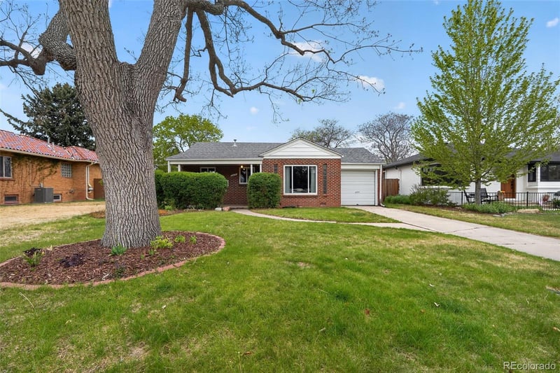 2621 Leyden St, Denver, CO 80207