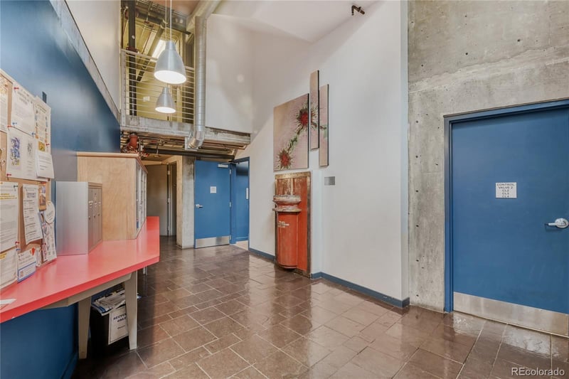 1050 Cherokee St #210, Denver, CO 80204