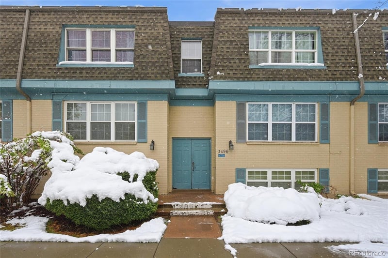 3490 S Akron St #6, Denver, CO 80231