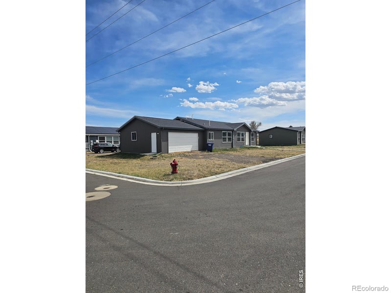 113 Juniper Cir, Log Lane Village, CO 80705