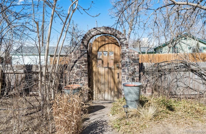 4047 Madison St, Denver, CO 80216