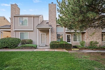 828 Summer Dr, Highlands Ranch, CO 80126