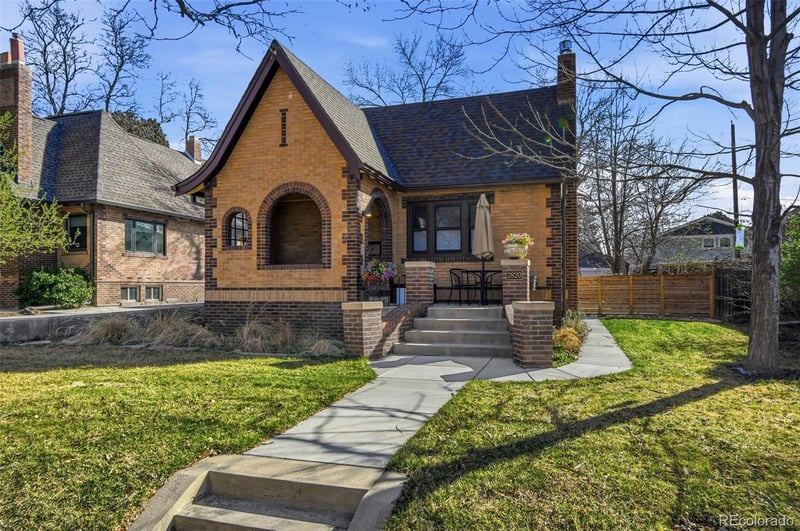 2820 Clermont St, Denver, CO 80207