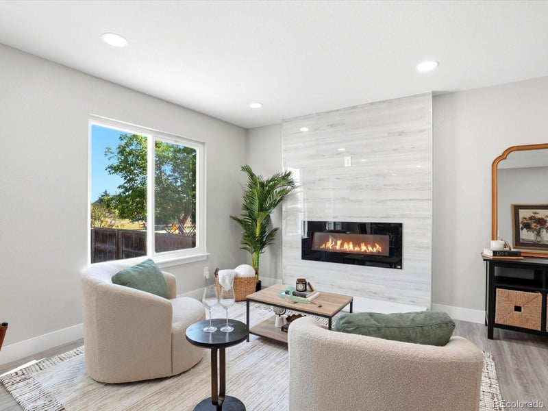 1069 S Lewiston Way, Aurora, CO 80017