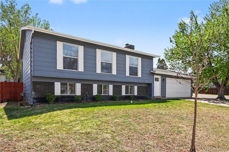 16570 E Baltic Pl, Aurora, CO 80013