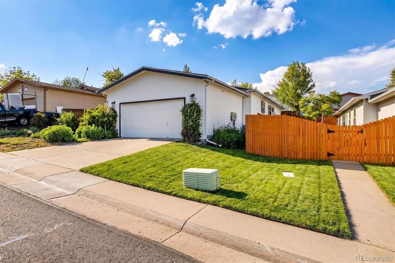 9165 Fayette St, Denver, CO 80260