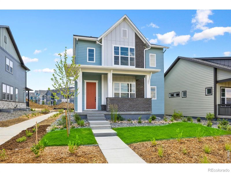 2749 Blue Iris Dr, Loveland, CO 80538