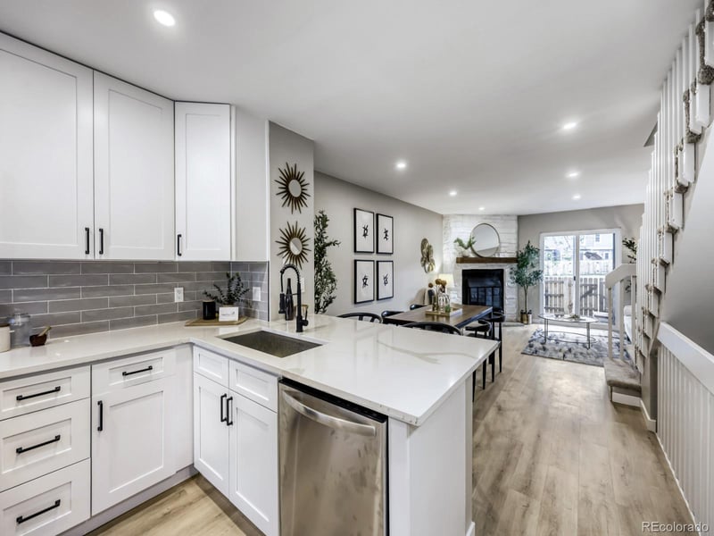 10595 W Dartmouth Ave, Lakewood, CO 80227