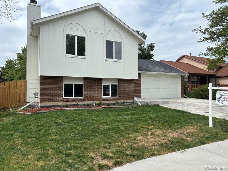 6228 W 69th Ave, Arvada, CO 80003