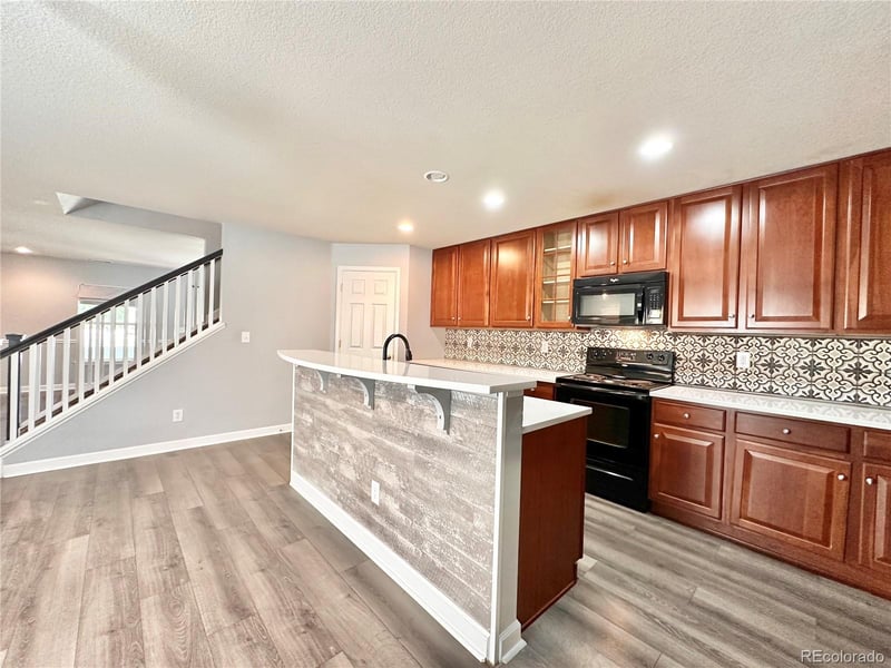 11833 Oak Hill Way #D, Commerce City, CO 80640
