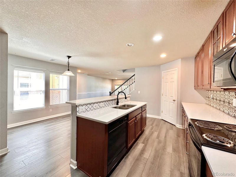 11833 Oak Hill Way #D, Commerce City, CO 80640