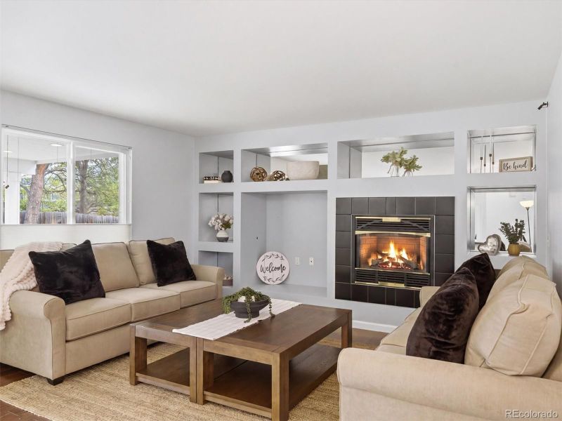 8722 W Ute Dr, Littleton, CO 80128