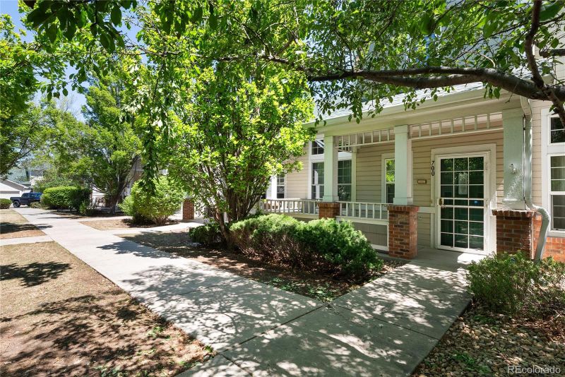 700 S Yarrow St, Lakewood, CO 80226