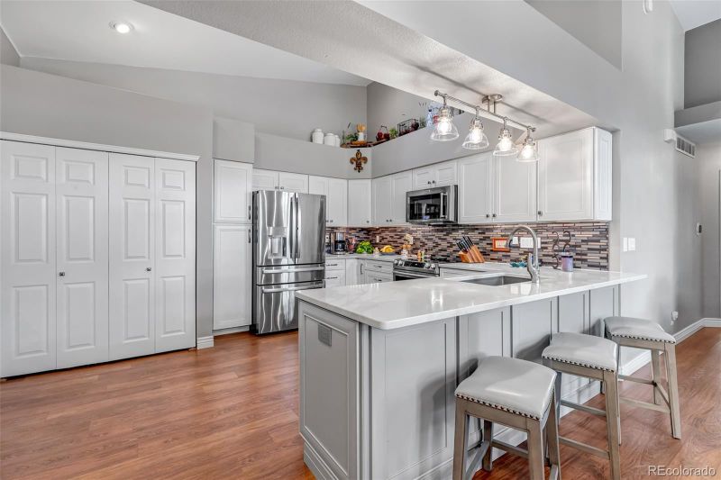 5996 S Jellison St #F, Littleton, CO 80123
