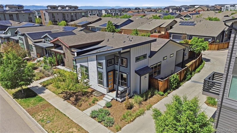 11577 E 25th Ave, Aurora, CO 80010