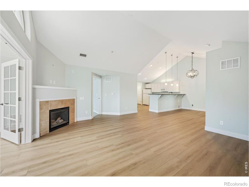 2497 Santa Fe Dr #C, Longmont, CO 80504