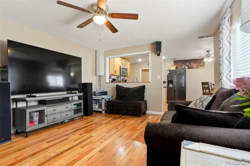 9330 Lilly Ct, Thornton, CO 80229