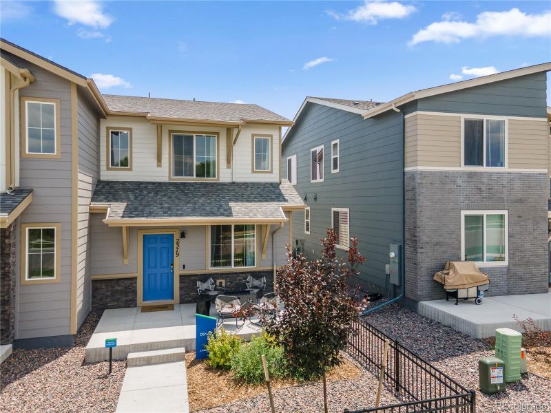 2379 Harlequin Pl, Johnstown, CO 80534