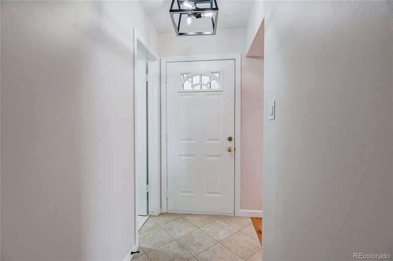 3064 S Jasmine St, Denver, CO 80222
