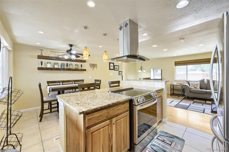 7900 W 64th Ave, Arvada, CO 80004