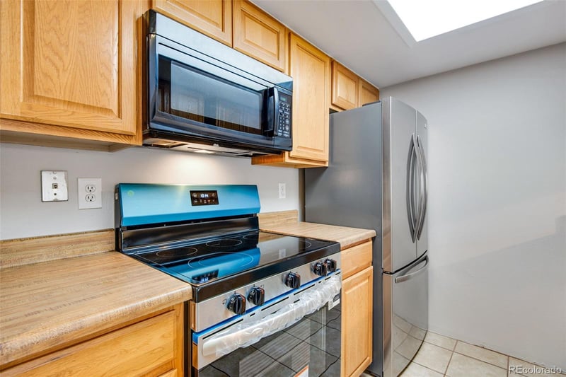 7825 Barbara Ann Dr #J, Arvada, CO 80004