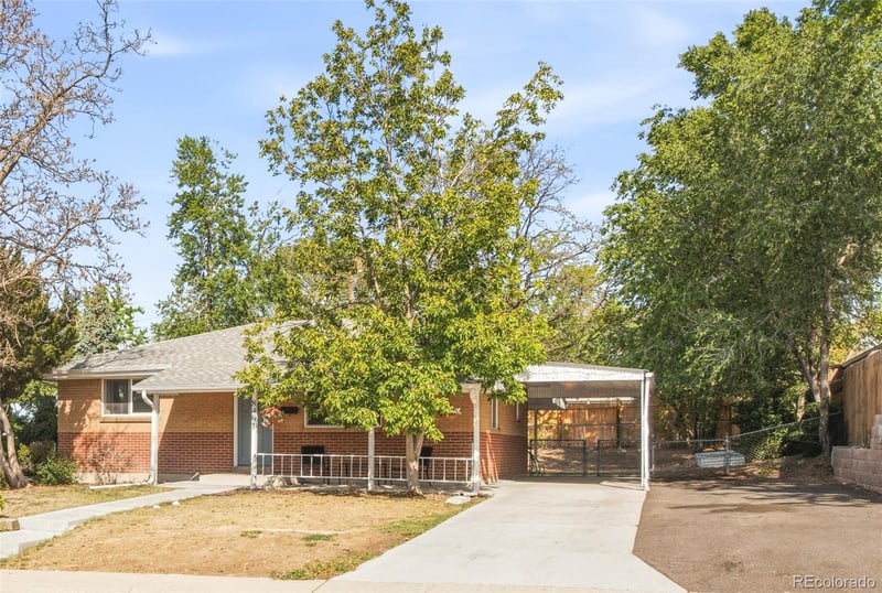 8461 Faraday St, Denver, CO 80229