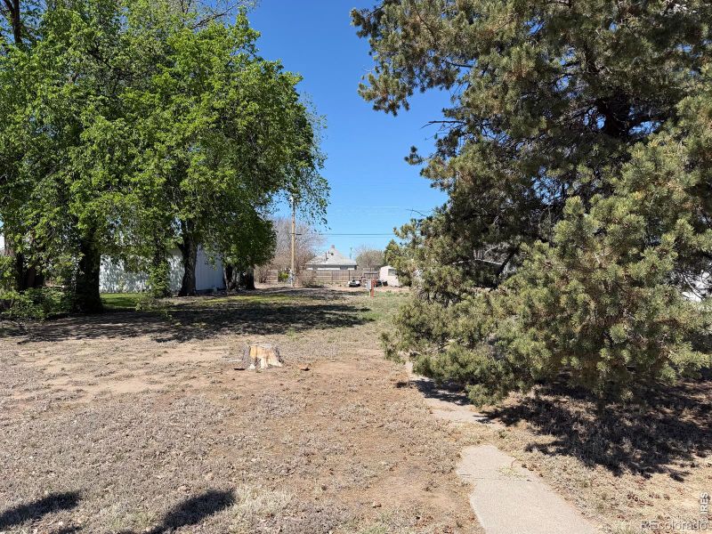 314 Colorado Ave, Stratton, CO 80836