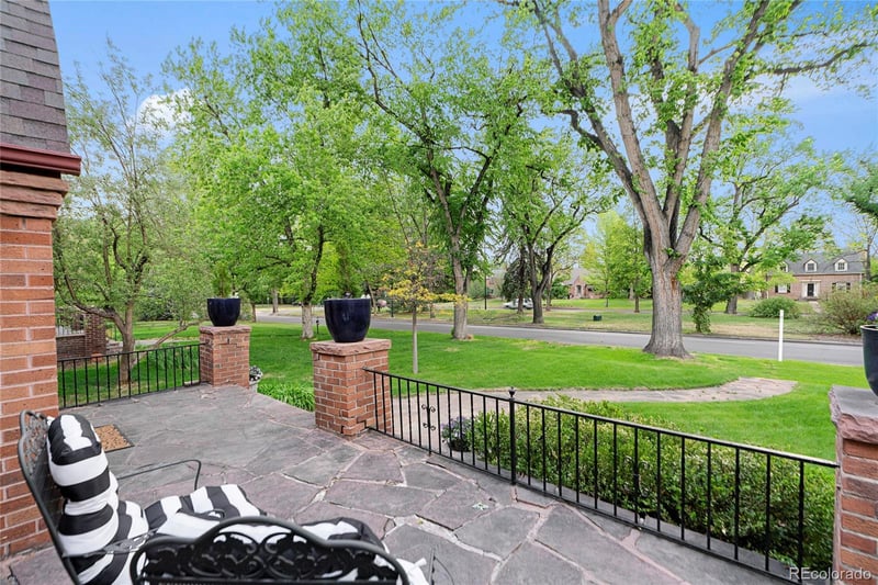 725 Monaco Pw, Denver, CO 80220