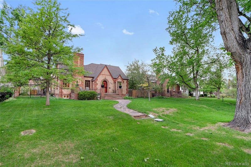 725 Monaco Pw, Denver, CO 80220