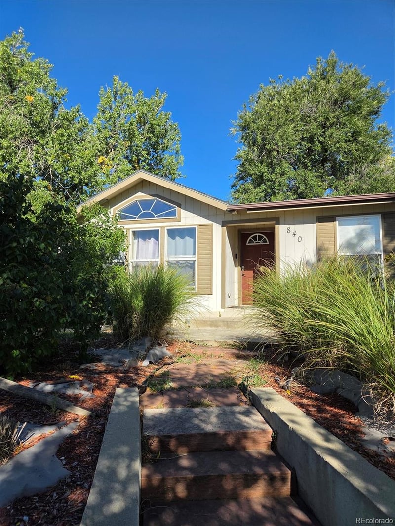 840 Bunyan Ave, Berthoud, CO 80513