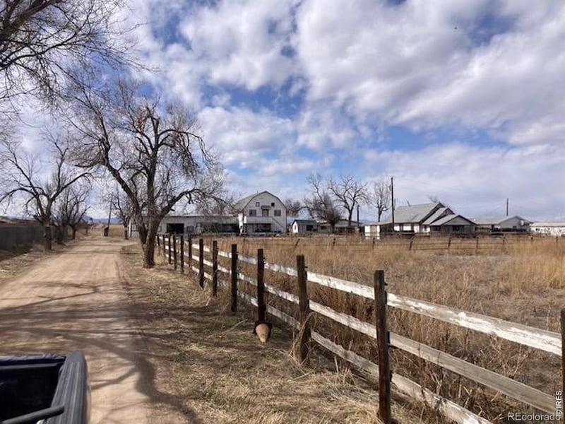 15211 Washington St, Broomfield, CO 80023