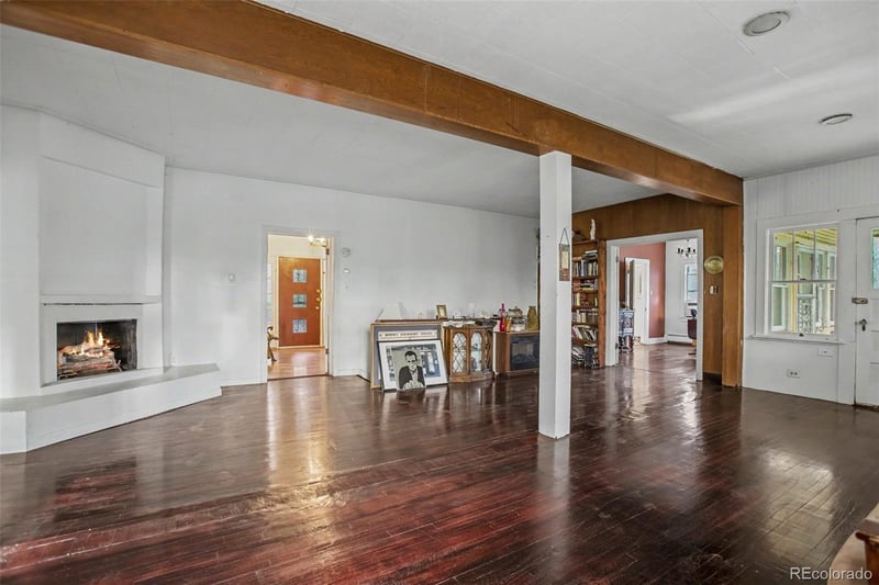 3945 S Fox St, Englewood, CO 80110