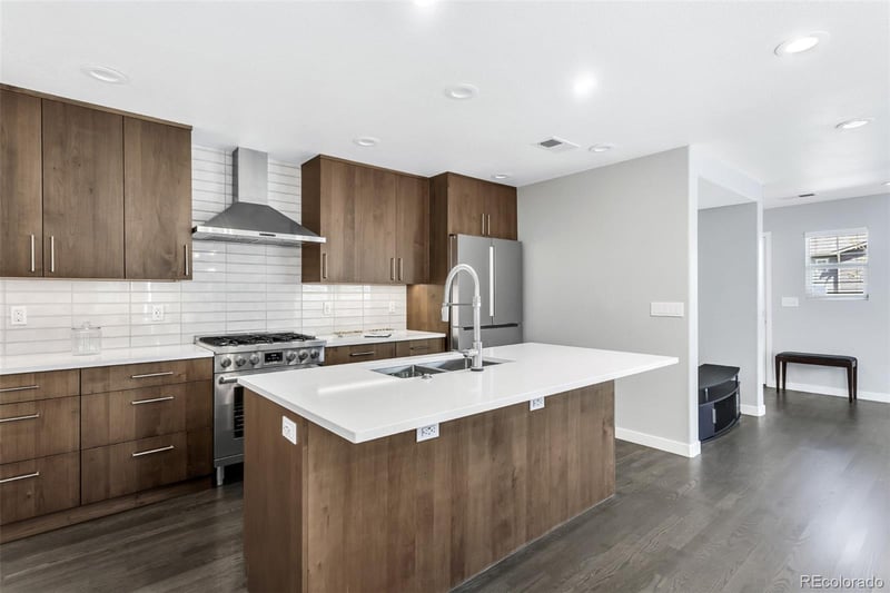 2160 Spruce St, Denver, CO 80238