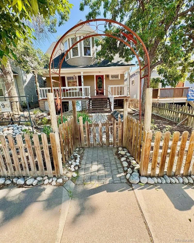 910 W Colorado Ave, Colorado Springs, CO 80905