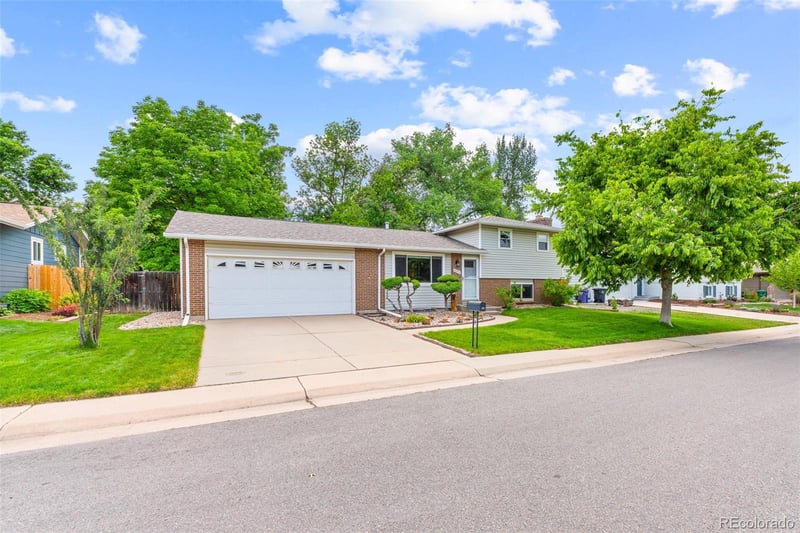 3057 S Alton Ct, Denver, CO 80231