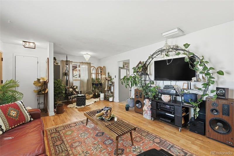 7887 Quivas Way, Denver, CO 80221