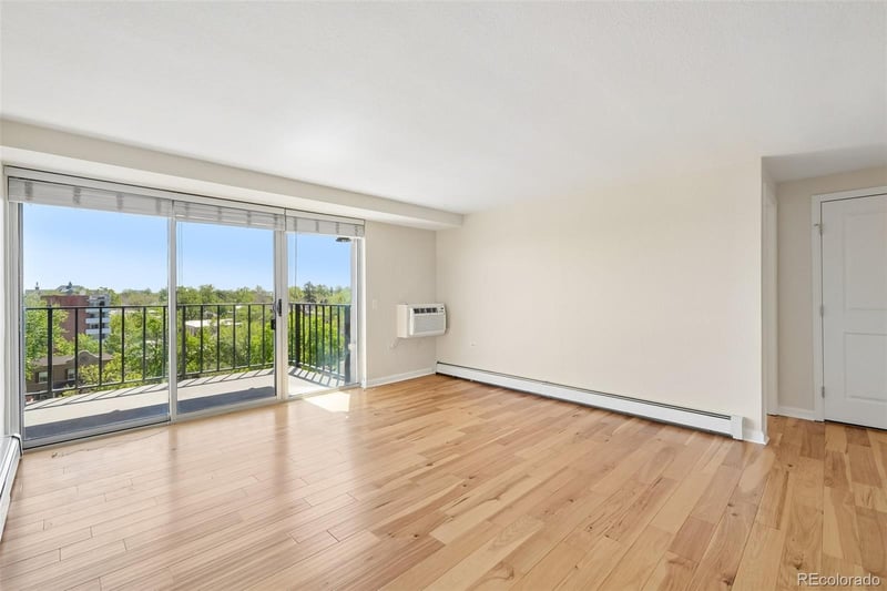1150 Vine St #806, Denver, CO 80206