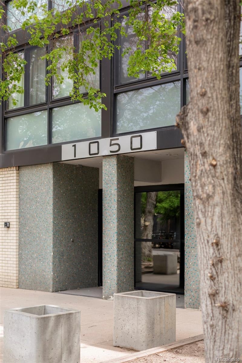 1050 N Corona St #112, Denver, CO 80218