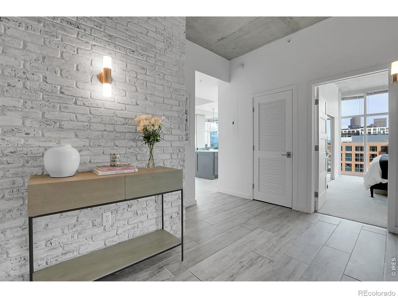 1700 Bassett St #1301, Denver, CO 80202