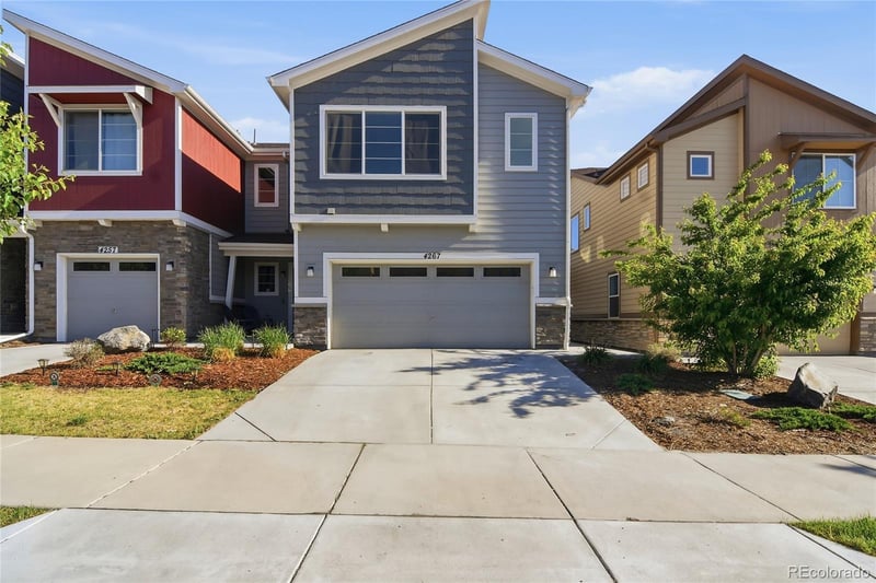 4267 E 98th Pl, Thornton, CO 80229