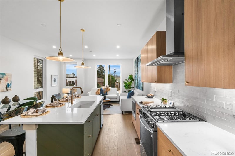 1240 N Zenobia St #10, Denver, CO 80204