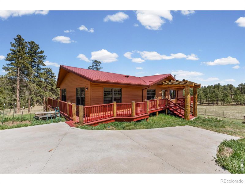 2515 Davis Ranch Rd, Bellvue, CO 80512