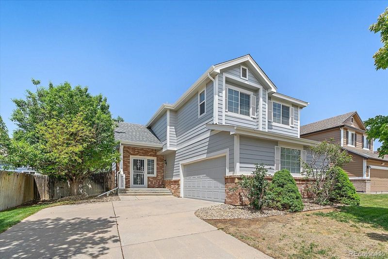 21705 E Kent Dr, Aurora, CO 80018