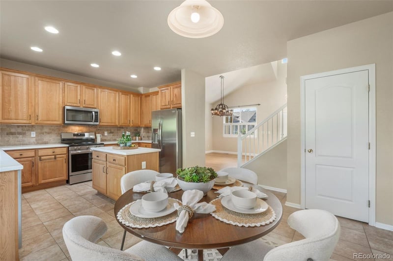 566 Springvale Rd, Castle Rock, CO 80104