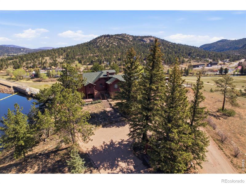 2031 Mall Rd, Estes Park, CO 80517