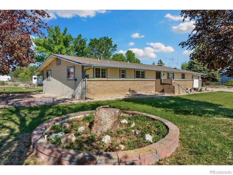 201 Namaqua Rd, Loveland, CO 80537