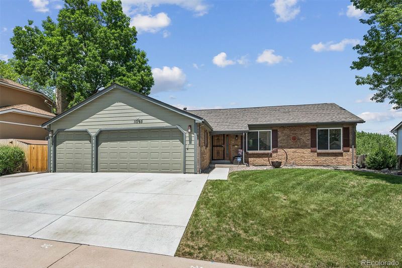 10765 W Berry Dr, Littleton, CO 80127