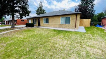 903 Quentin St, Aurora, CO 80011