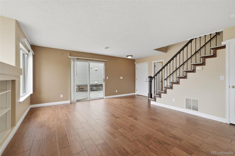 21430 E 42nd Ave, Denver, CO 80249