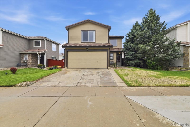 21430 E 42nd Ave, Denver, CO 80249